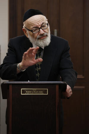 Rabbi Zevulun Charlop